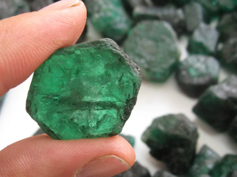 Revolutionizing the Gemstone Industry How Provenance Proof Enables