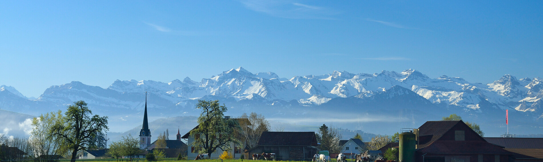 Frühling im Seetal | © perretfoto.ch