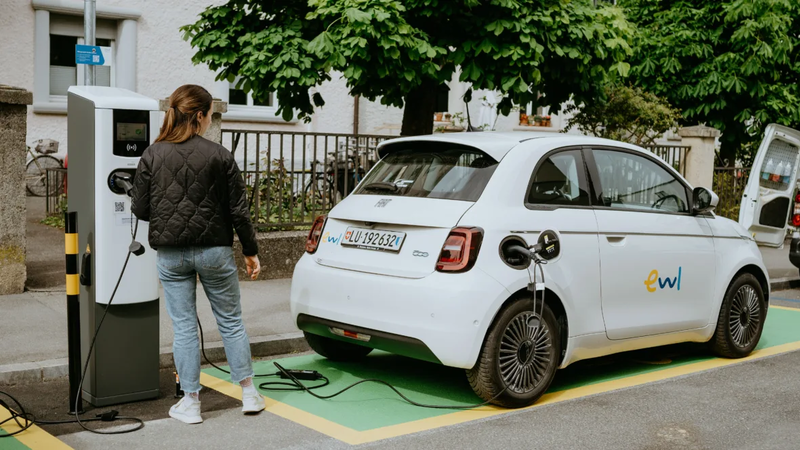 ewl Elektromobilität: Grüne Zone Eichmattstrasse | © ww.ewl-luzern.ch